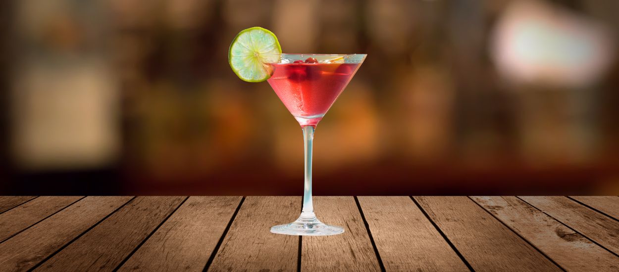 Vodka, 
 Triple sec, 
Citron vert, 
 Jus de Cranberry