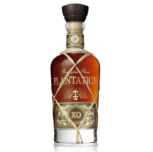 Expression premium de la marque Plantation, réputée pour ses rhums artisanaux de haute qualité. Ce rhum est vieilli pendant 20 ans dans des fûts de chêne, ce qui lui confère une complexité et une profondeur exceptionnelles. Il offre des arômes riches de fruits tropicaux, de vanille, de caramel et d'épices, avec une texture veloutée en bouche.