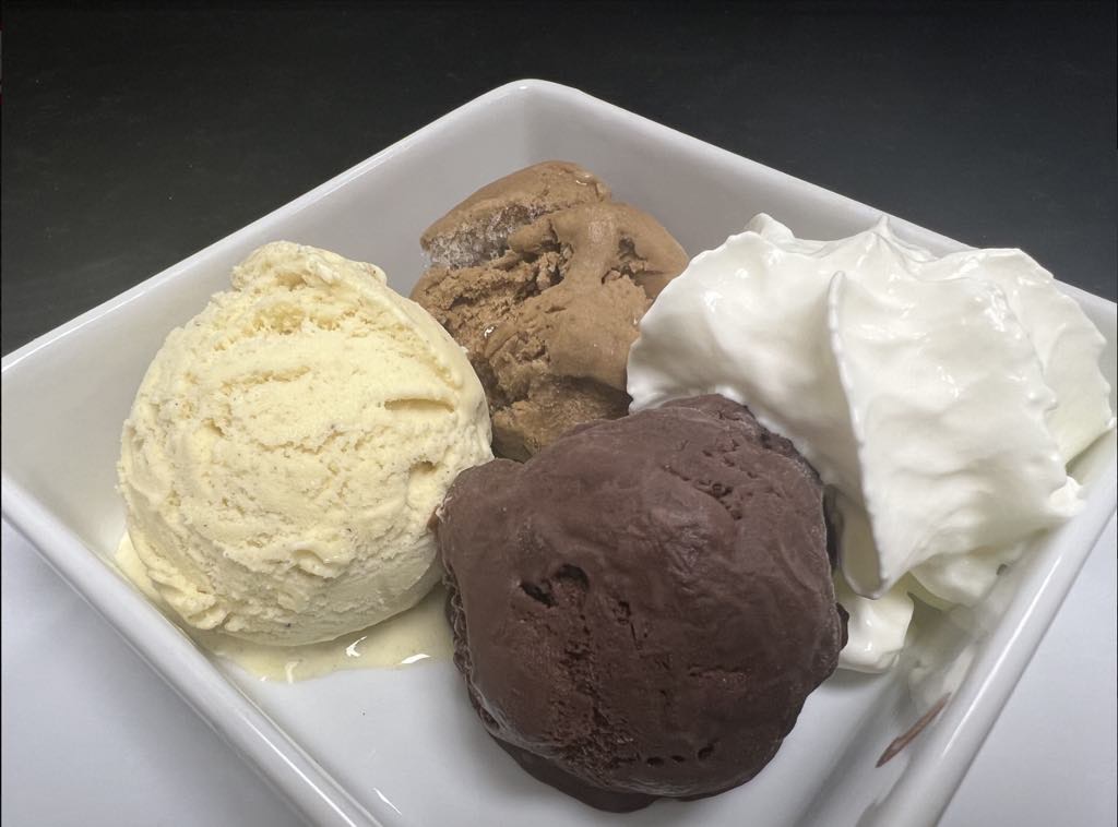 Vanille, chocolat, pommes, fraises , barbe à papa 