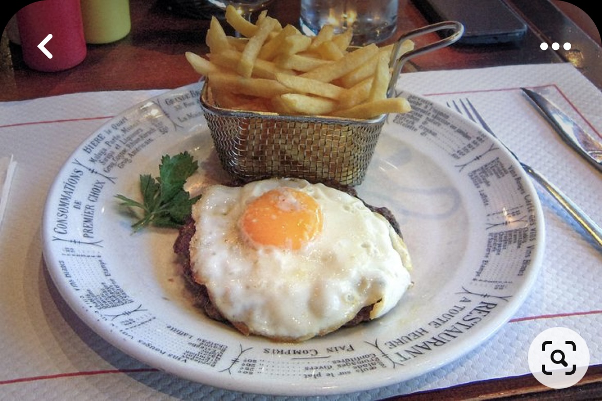 Steak haché, œufs 