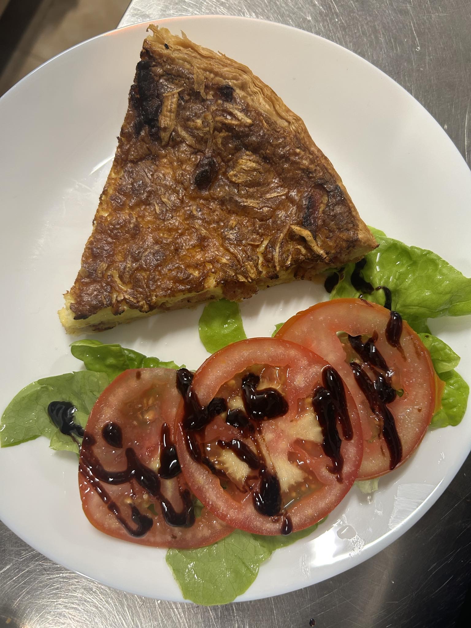 Œufs, lardons, gruyère, crème 